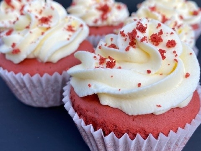 Zelfgemaakte cupcakes per doos van 12 stuks